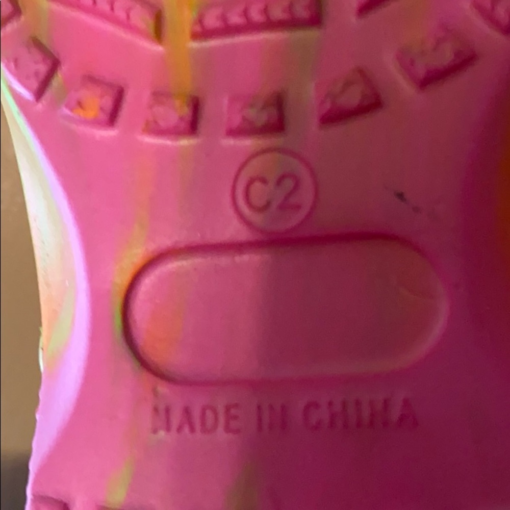 Children’s Blue- pink Bratz crocs - Picture 7 of 8